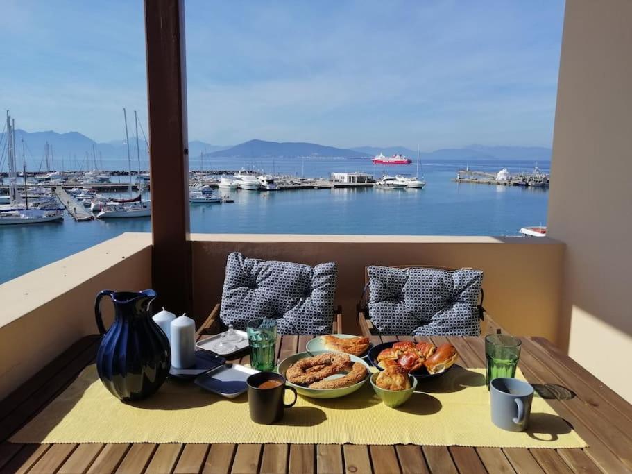 Aegina Port Apt 2-Διαμέρισμα Στο Λιμάνι Της Αίγινας 2 ภายนอก รูปภาพ