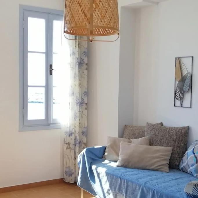 Aegina Port Apt 2-Διαμέρισμα Στο Λιμάνι Της Αίγινας 2 ภายนอก รูปภาพ