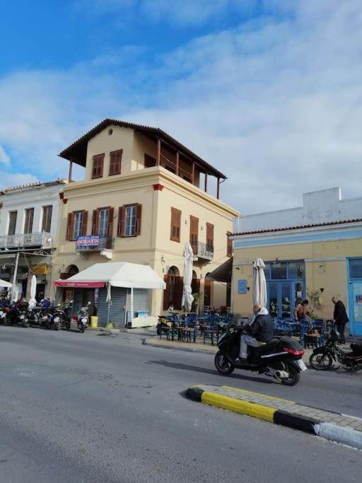 Aegina Port Apt 2-Διαμέρισμα Στο Λιμάνι Της Αίγινας 2 ภายนอก รูปภาพ