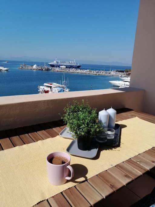 Aegina Port Apt 2-Διαμέρισμα Στο Λιμάνι Της Αίγινας 2 ภายนอก รูปภาพ