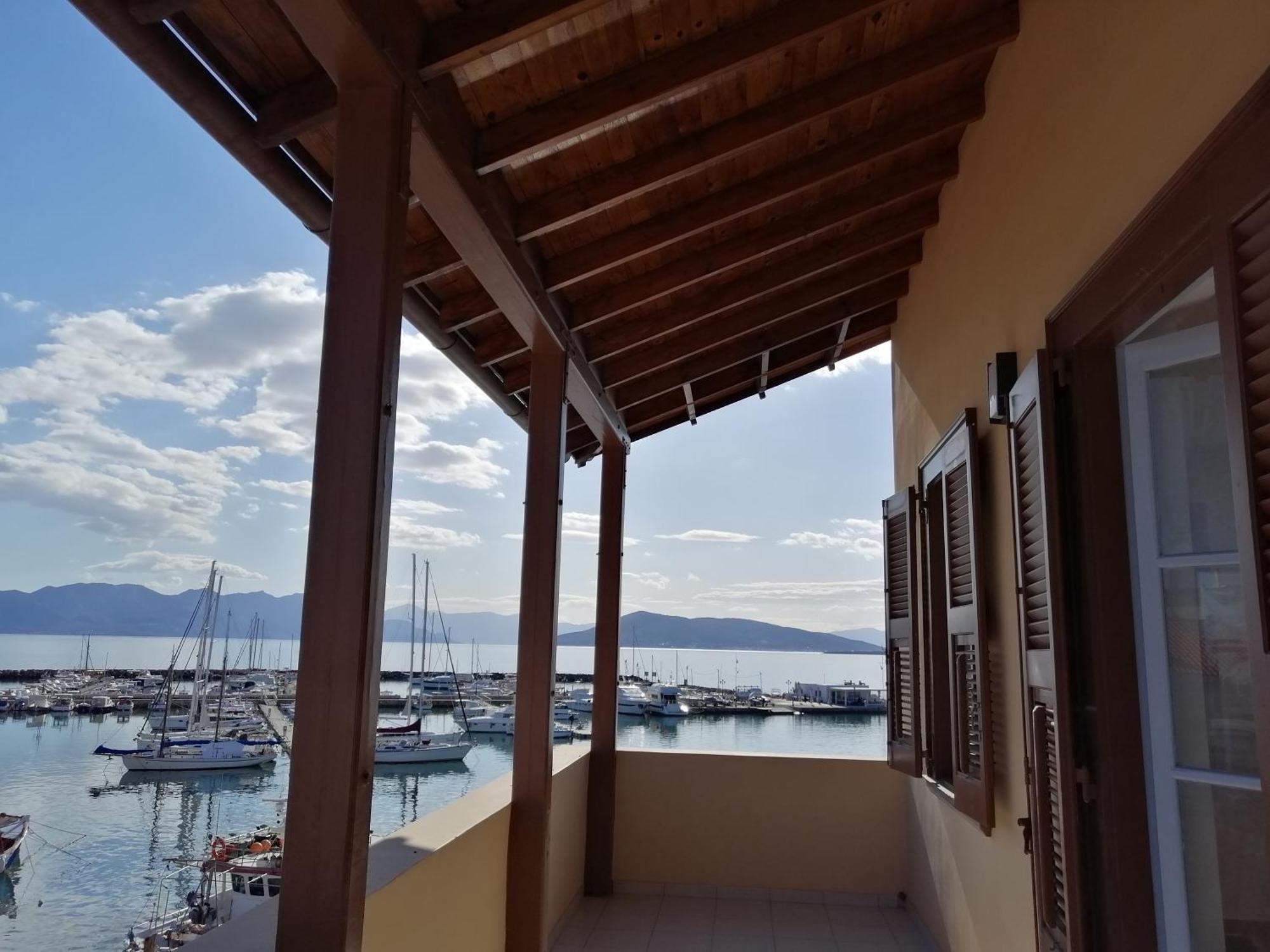 Aegina Port Apt 2-Διαμέρισμα Στο Λιμάνι Της Αίγινας 2 ห้อง รูปภาพ
